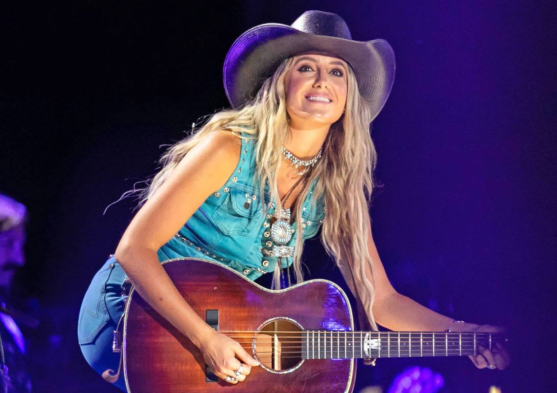 Lainey Wilson Live in Sacramento – Aug 22, 2025 | Golden 1 Center, CA
